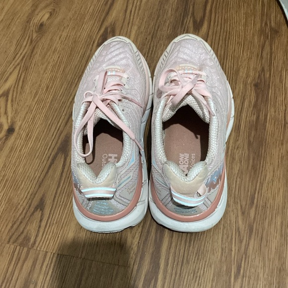 Hoka One One Outdoor Voices Clifton 4 Pink Color Limited Edition Women’s Size 9 - Picture 2 of 9